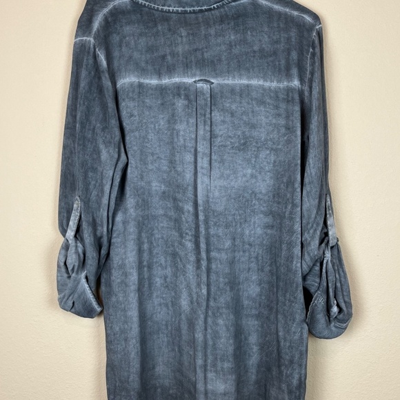 Entro Boho Stressed Gray Tie V-Neck Long Sleeve Blouse; Size Small - Picture 6 of 11